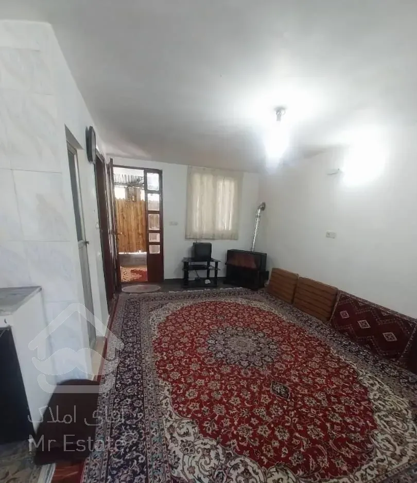 ویلاییلاقی۱۳۰مترزمین بنا۶۵مترسندآب برق گاز پارکینگ