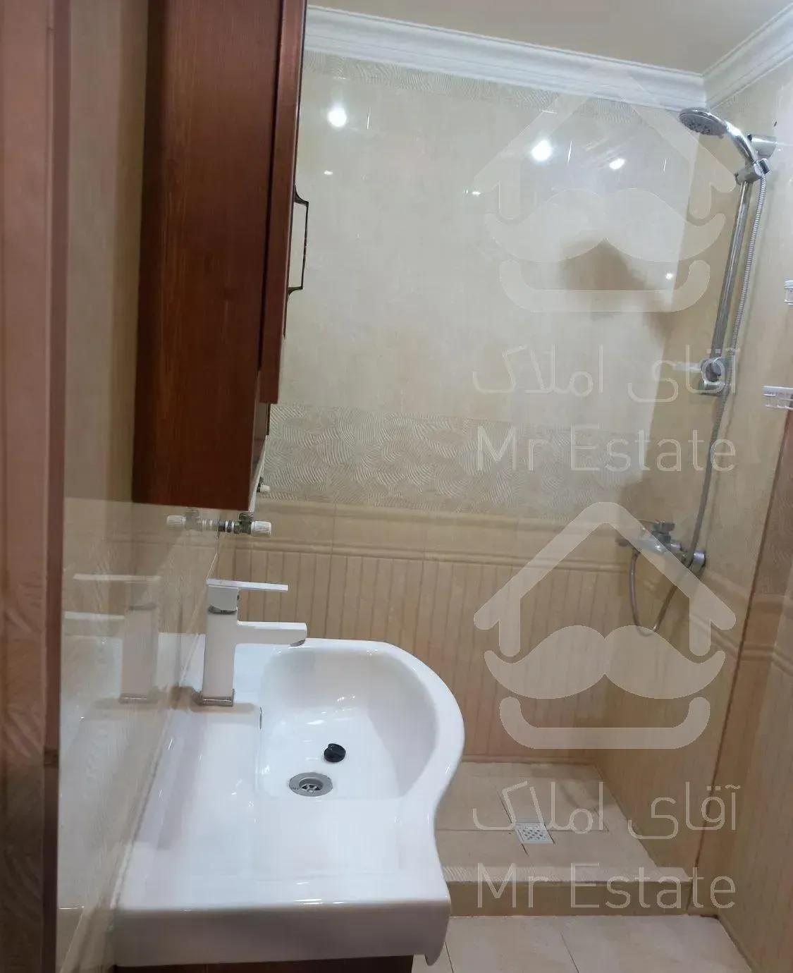 ۱۰۹متر گلستان ۳ بی رقیب   در حد کلید نخورده