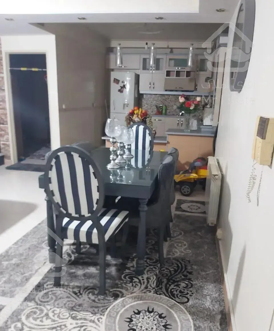 ۹۰ متر فول امکانات