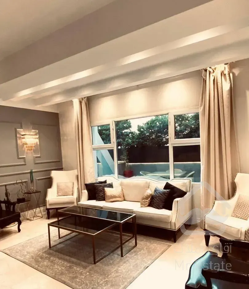 ۱۹۵ متر زعفرانیه (فروشنده)