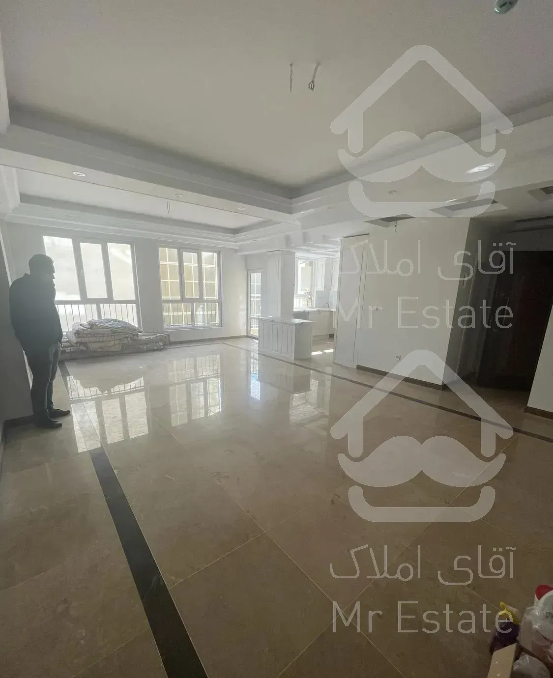 ۱۳۰ متر /دو خواب / تک واحدی