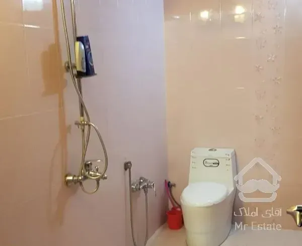 آپارتمان ۱۳۶متری جلال  حاشیه بلوار مهران(جنوبی)