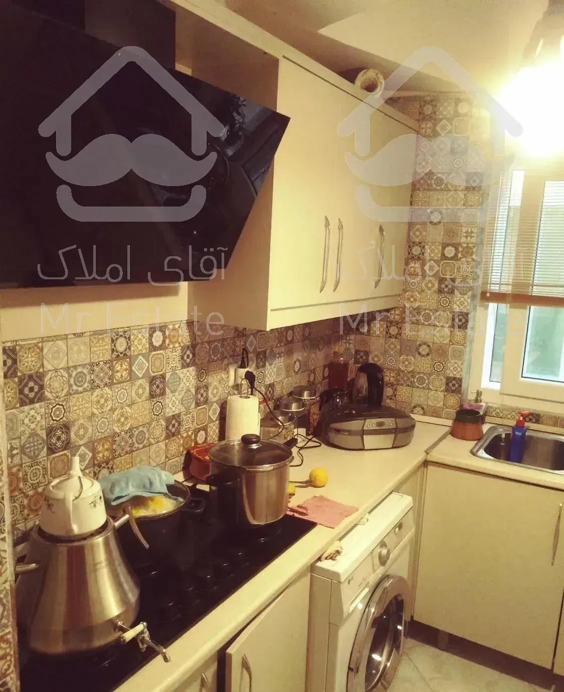 آپارتمان 86 متری دو خوابه بازسازی شده در ایرانشهر