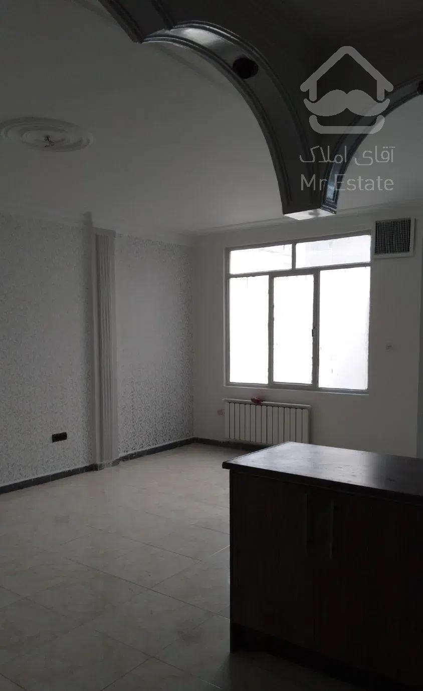 آپارتمان ۵۱متری.تازه رنگ.شیک