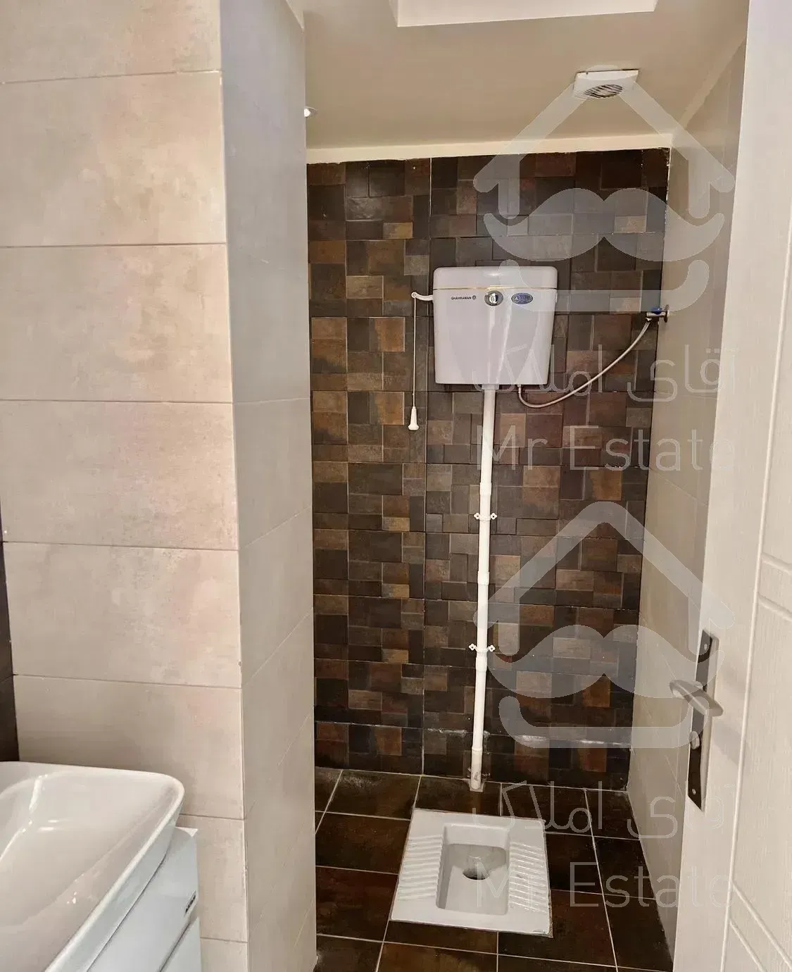 اپارتمان ۶۱ متری- ۱ خواب - قدرالسهم دار