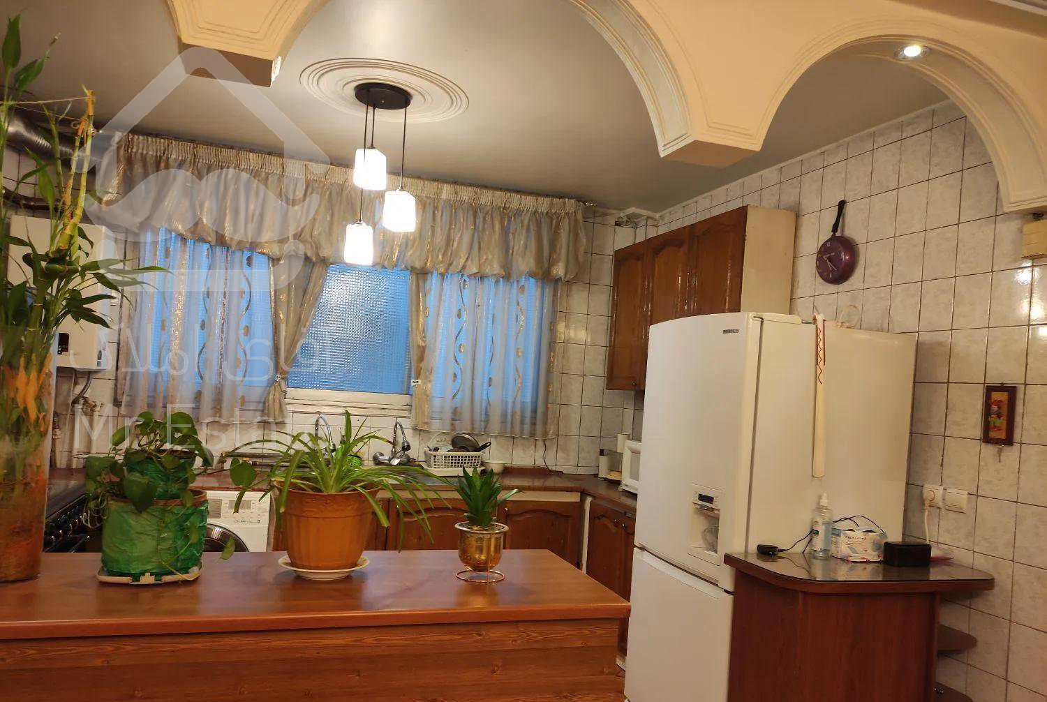 ۷۰متر/۲خواب/خوش نقشه/مبله به فروش میرسد