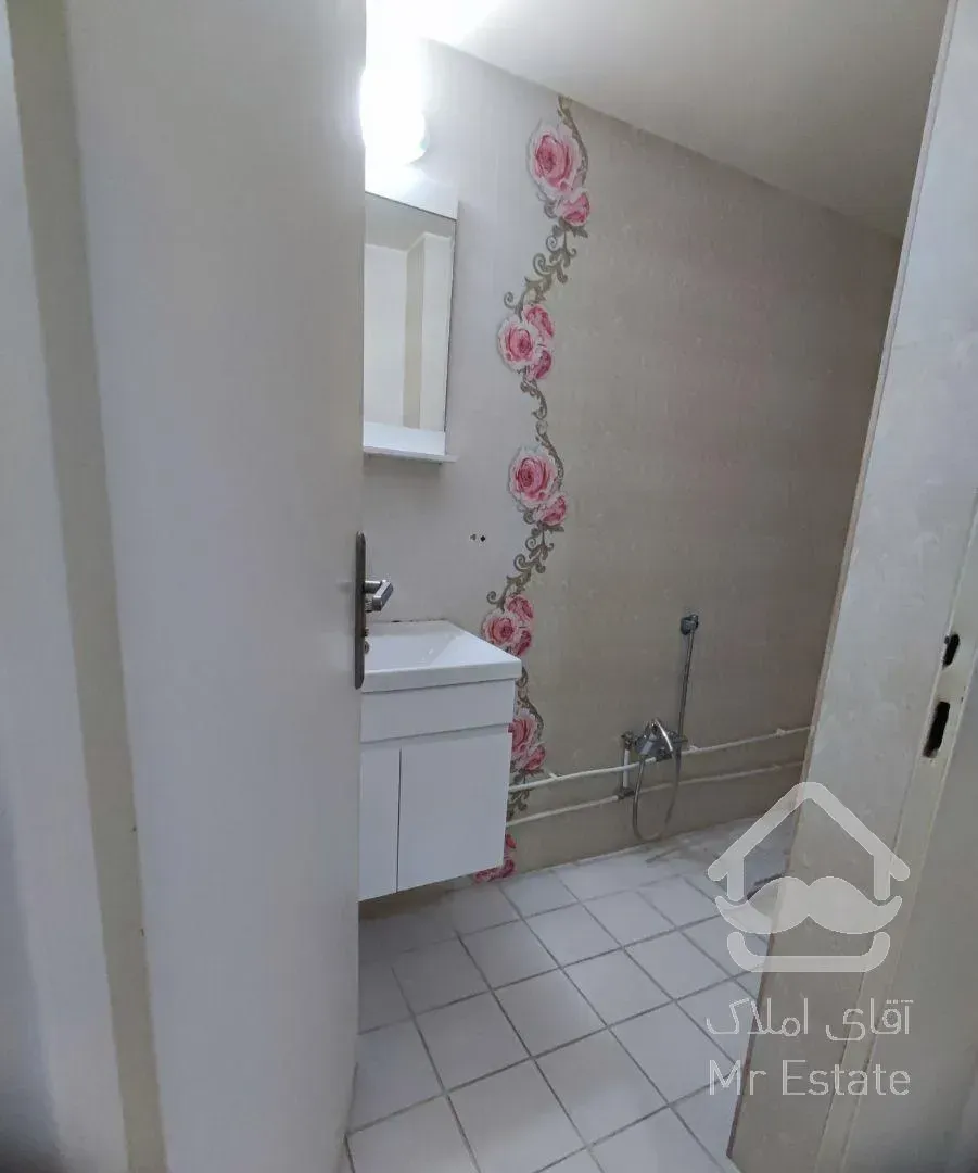 فروش آپارتمان77متر شهرک شهید باقری دریاچه چیتگر