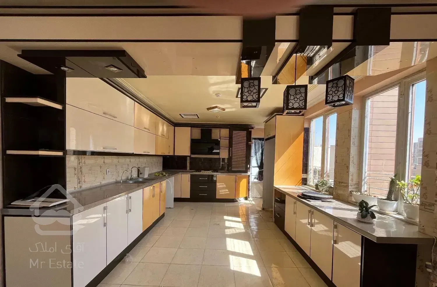 آپارتمان 105متری،بلوار نه ی