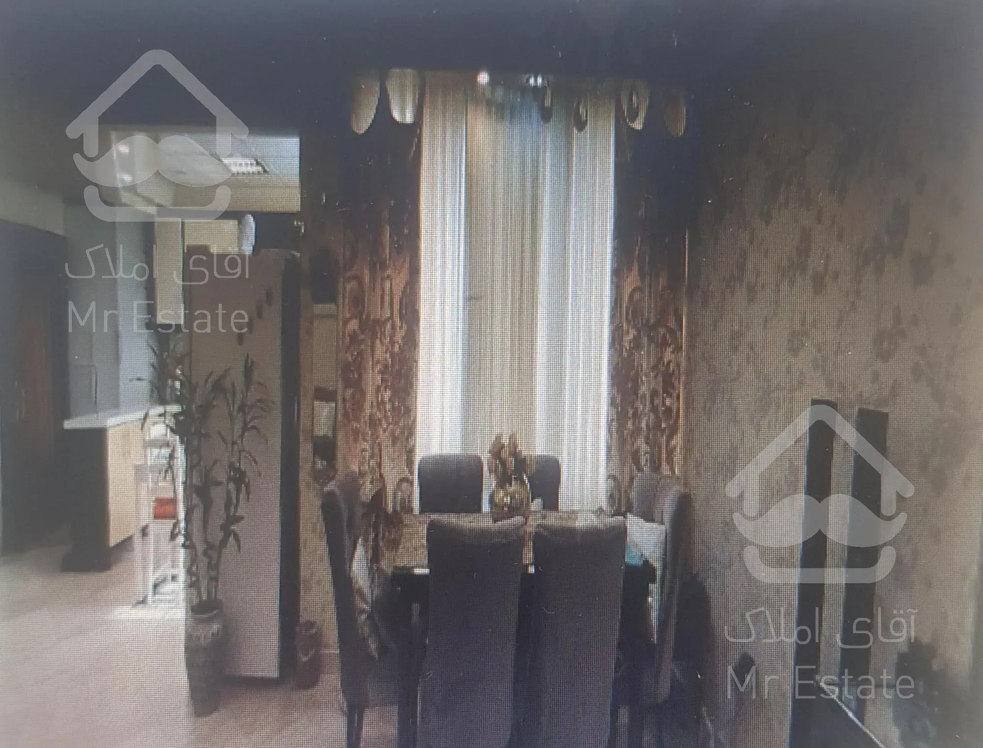 آپارتمان ۹۰ متری دو خوابه واقع در سعادت آباد