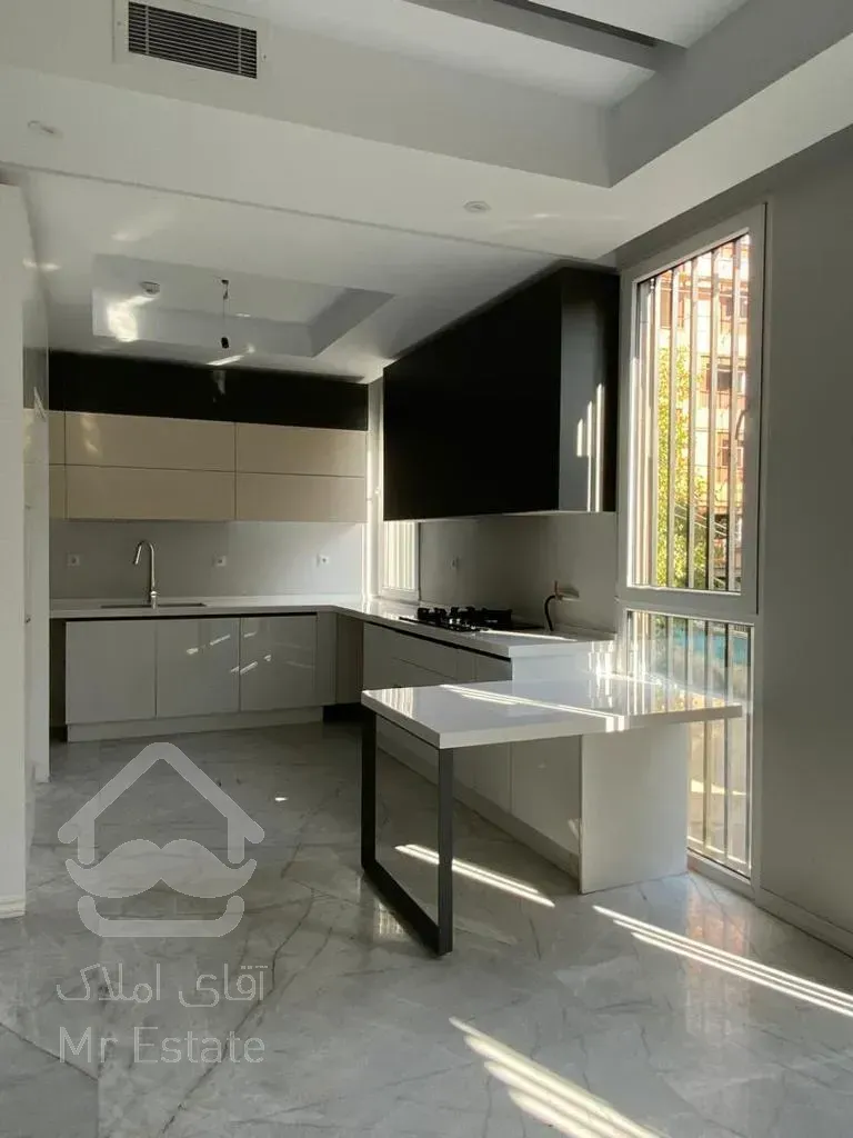 رهن و اجاره آپارتمان ۱۳۰ متری فرمانیه