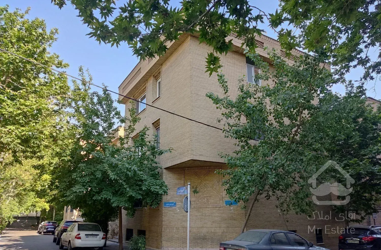 پاسداران عراقی فروردین/100م2خ/پارکینگ انباری بالکن