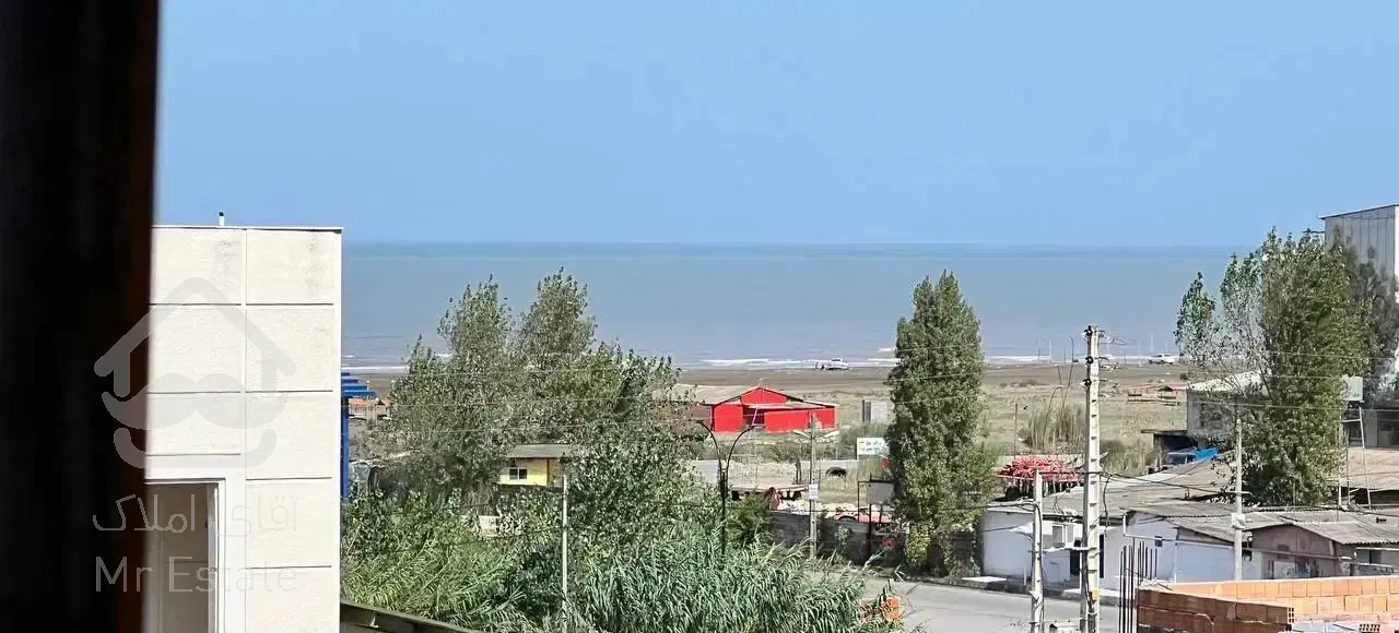 100متری طبقه 4سنددار 200متری دریا/پارکینک