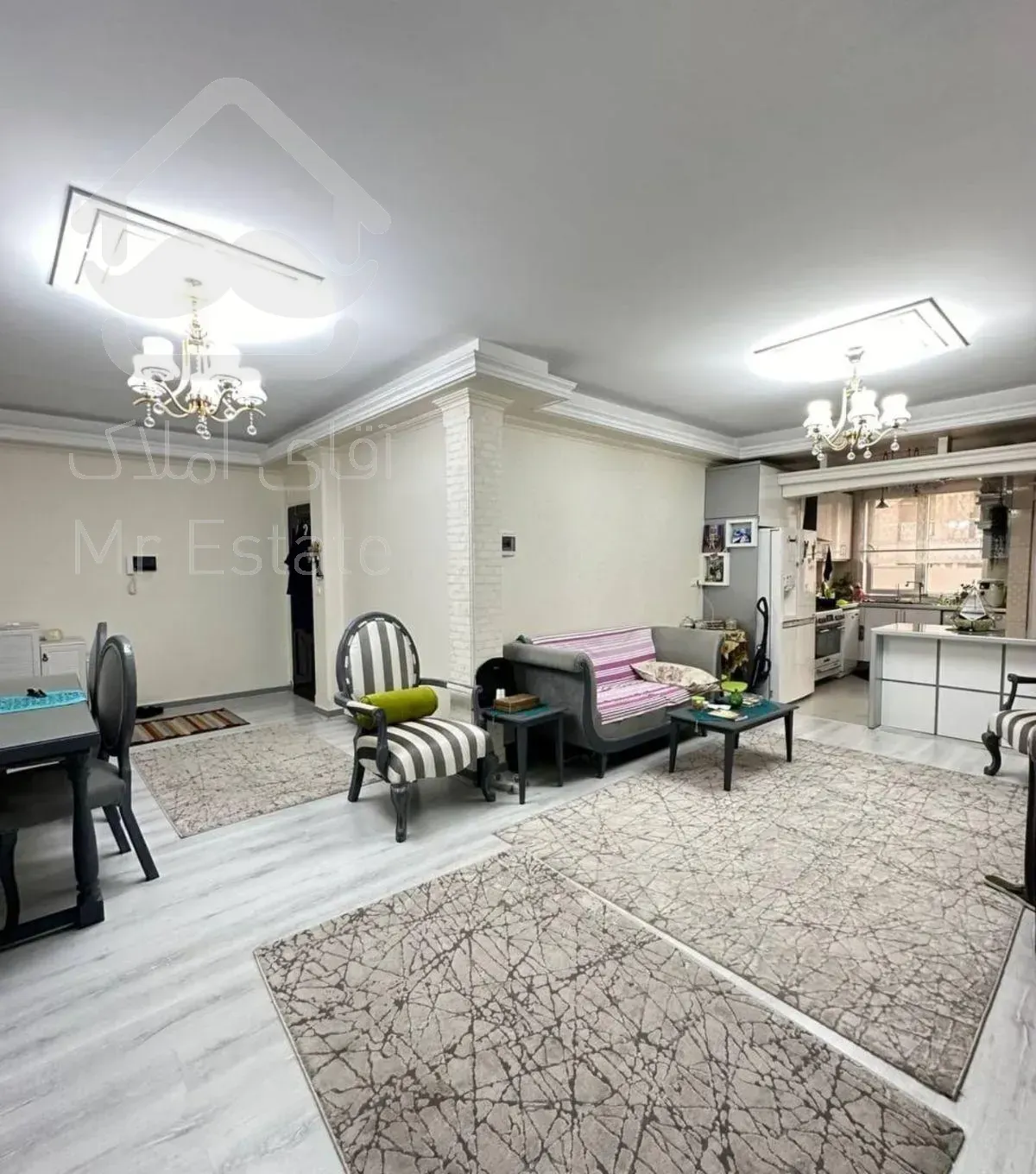 ۹۰ متر / مناسب سرمایه گذاری ( بهنام اباذر )