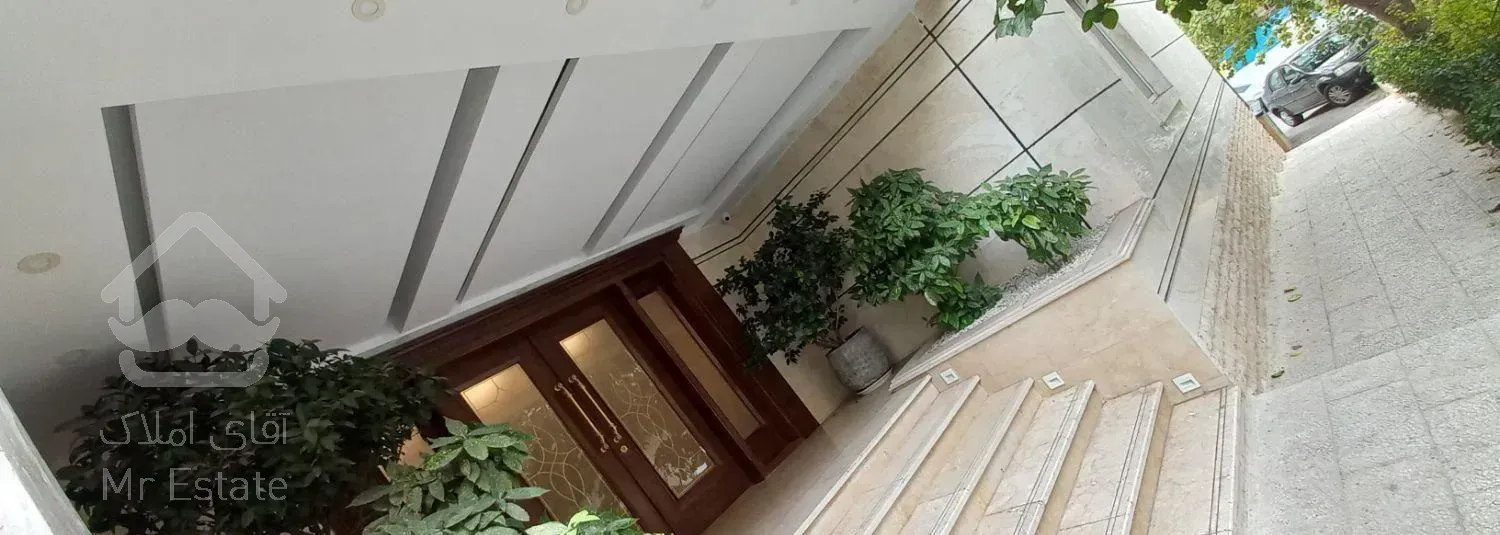 فروش/آپارتمان/نیاوران/۹۵متر/لابی دار