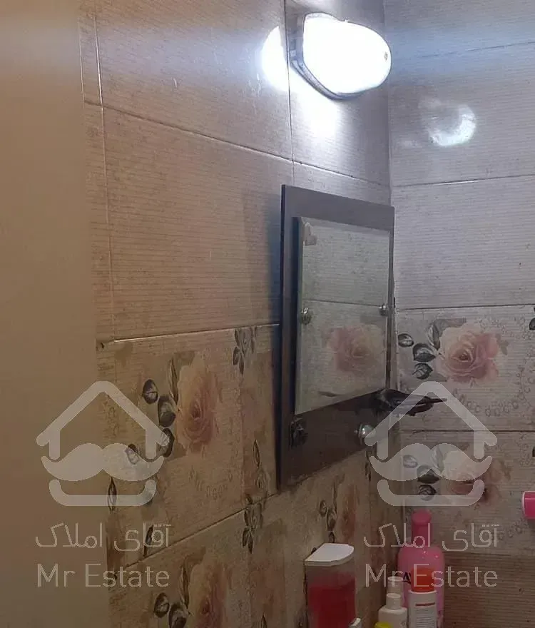 ۹۸ متر/فول امکانات/دور پارک تهرانویلا/نور مستقیم