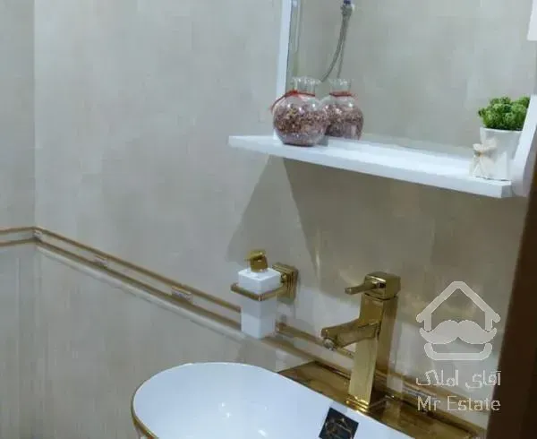 ۱۰۳ متری شمال آیت اله کاشانی مهران