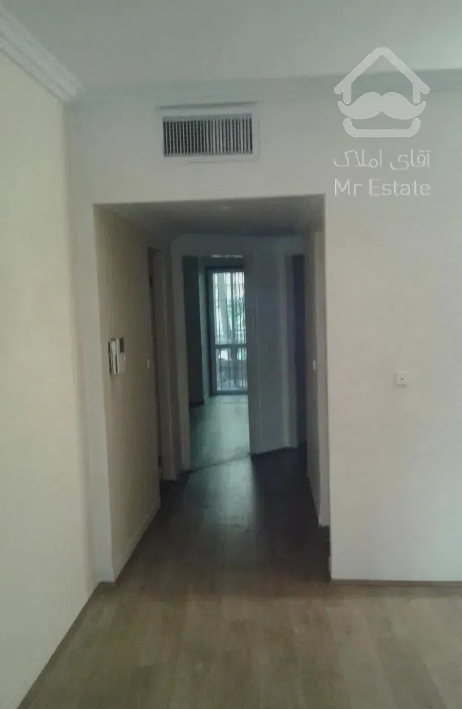 100 متر آپارتمان در قلهک مناسب خانواده و مجرد