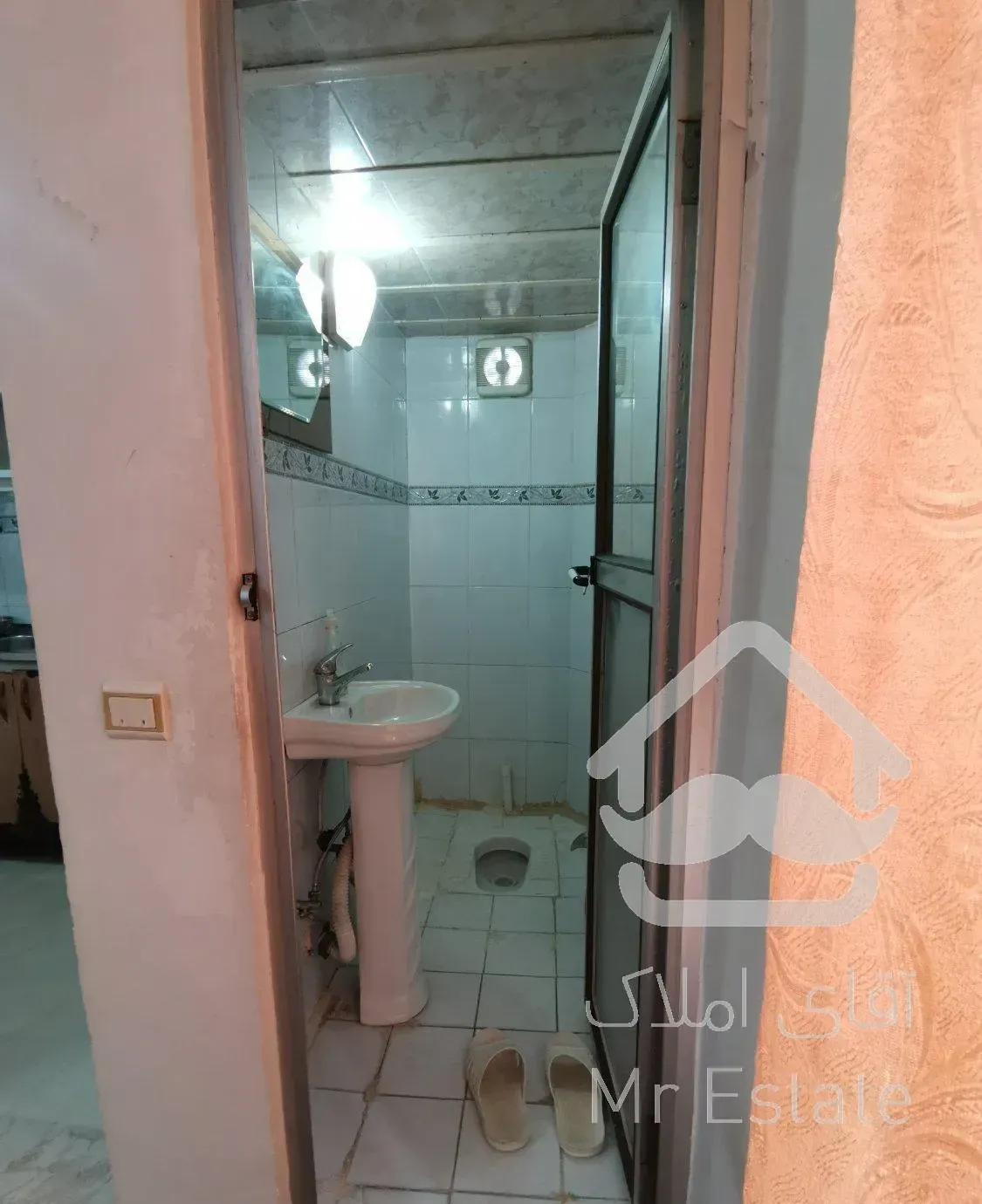 منزل 30 الی 40متری بالوازم به مدت 11ماه