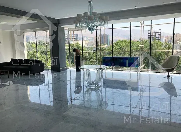 نیاوران، ۲۴۰ متر مدرن زیر قیمت