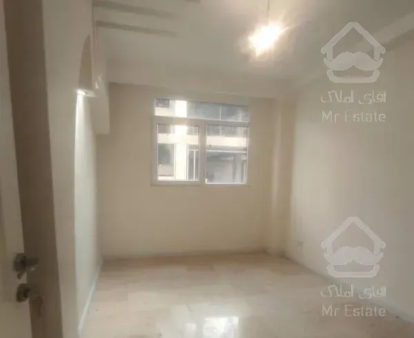 ۹۷ متر دو خواب اشرفی منطقه ۲ دید  به باغ