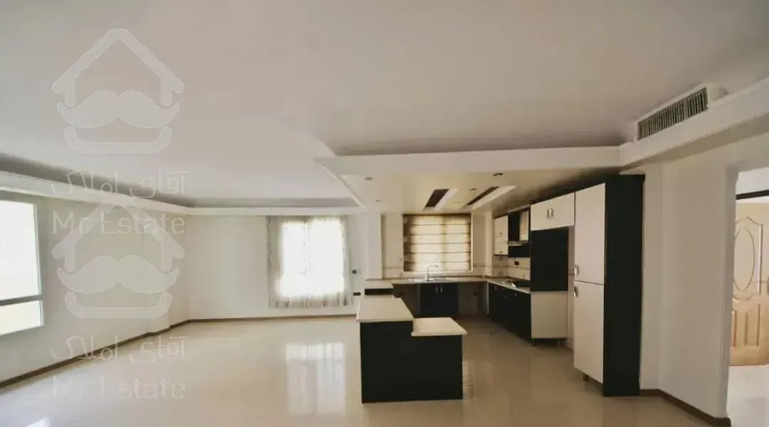 ۱۰۵ متر تک واحدی سه جهت نور