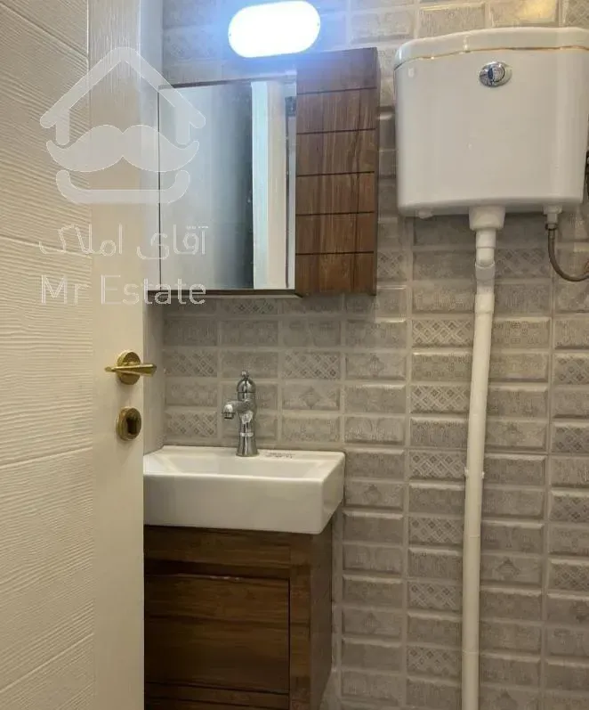 ۸۰متر/سالن پرده خور/روف گاردن