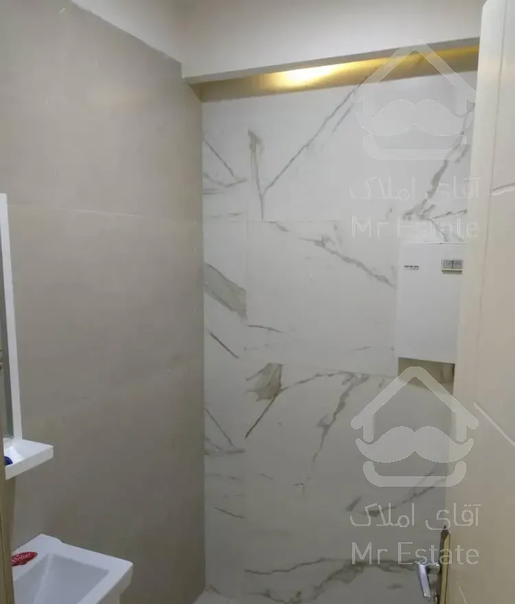 122 متر اشرفی اصفهانی برج