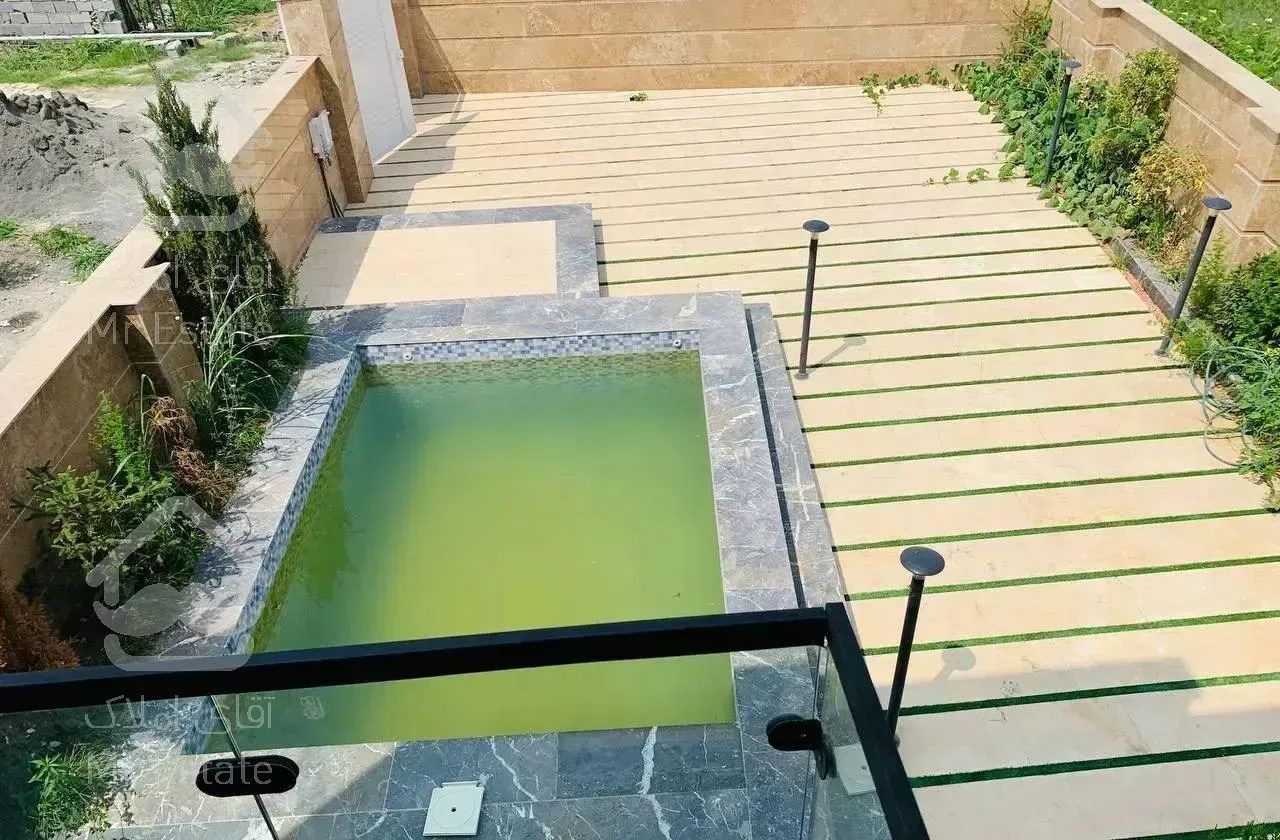 ویلا باغ ۳۲۰مترزمین نوساز استخرچهارفصل فول امکانات
