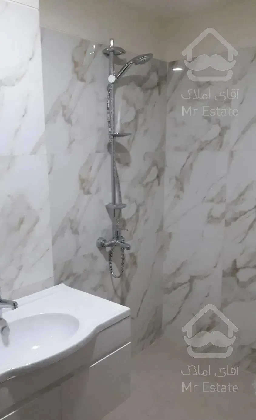 ۱۴۰متربادوپارکینگ کیوان اوین