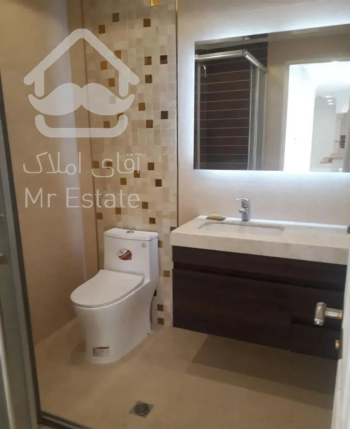 دروس محسنیان ۳۰۰ متر ۴ خواب تک واحد