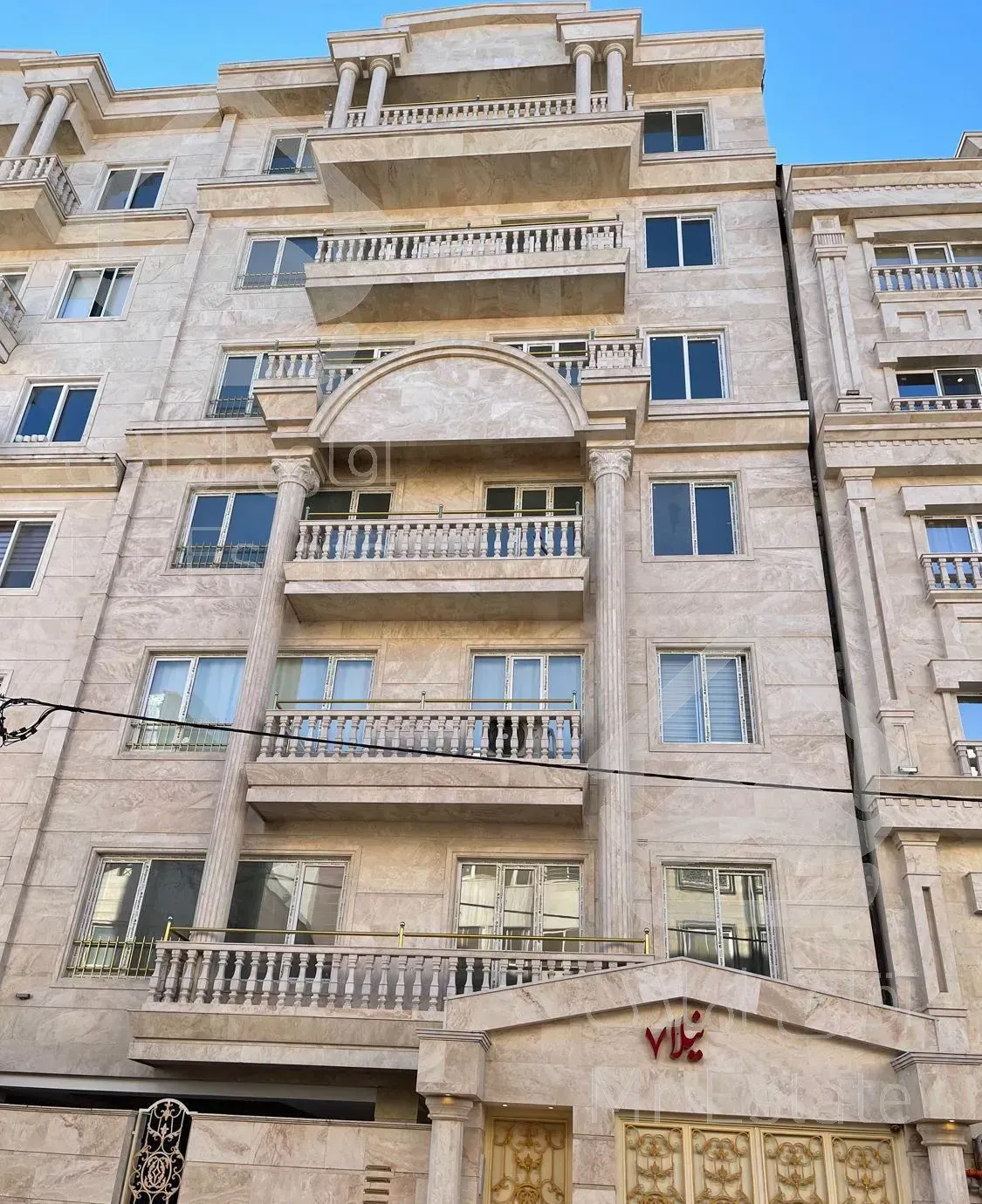 آپارتمان ٢٢٧ متری در پارک بانوان