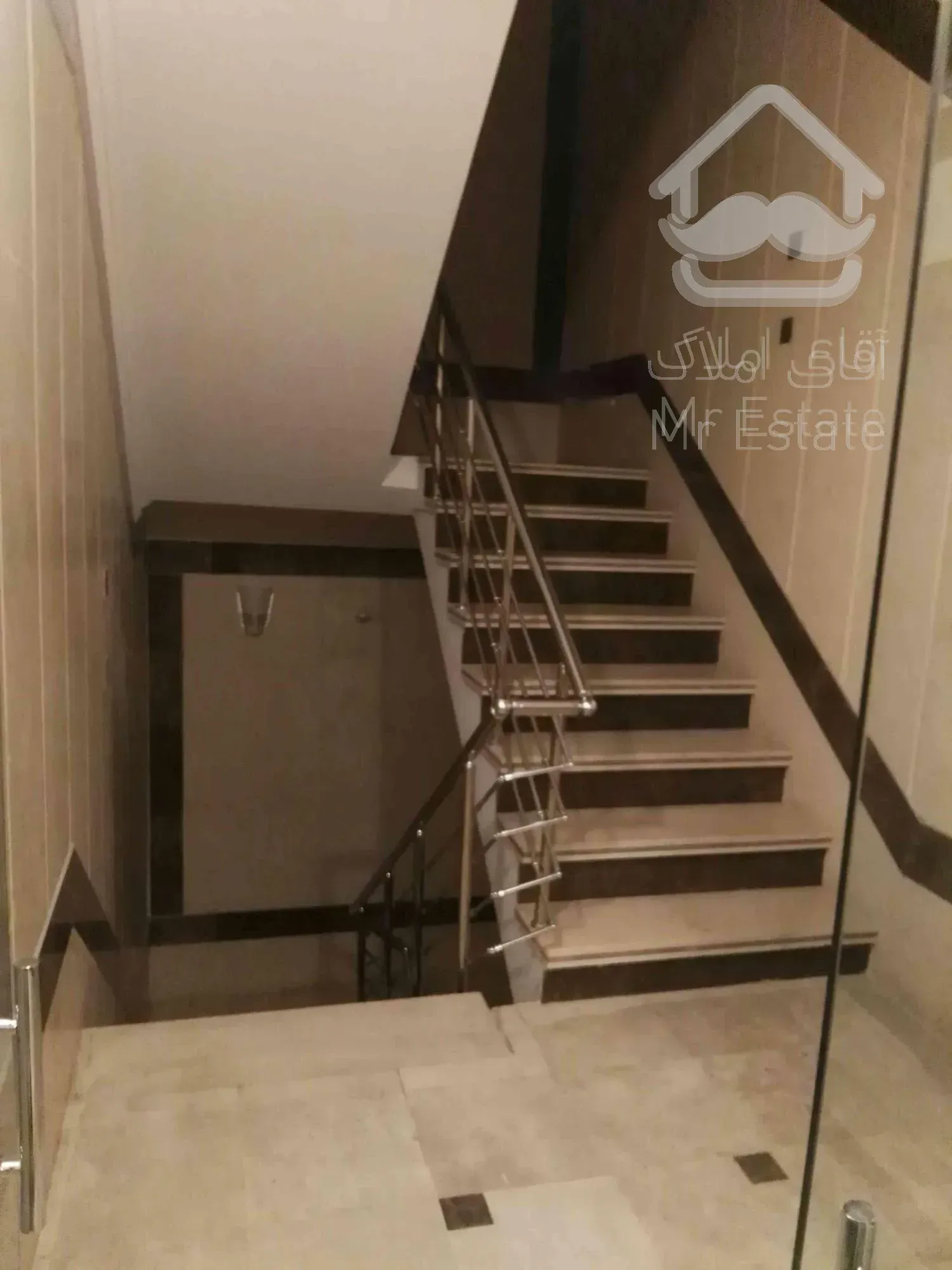 ۷۵ متر نوساز سوپر لوکس بلوار فردوس شرق ابراهیمی شمالی