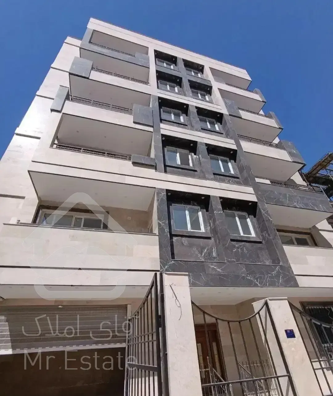 ۱۳۵ متری /کلید اول/ غربی /واحد جلو