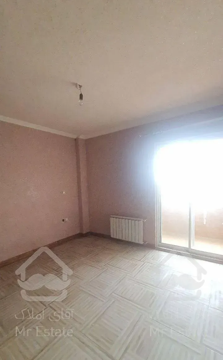 105 متر نور/خیابان ناطق/طبقه پنجم