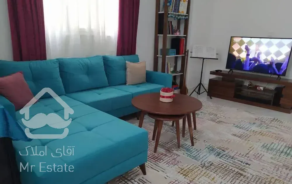 آپارتمان۴۵متر/پارکینگ/ ۵دقیقه متروکمیل/ همکف