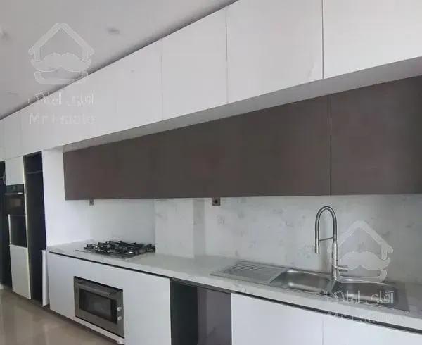 آپارتمان ۱۹۰ متری کامرانیه شمالی(دکترتنها)