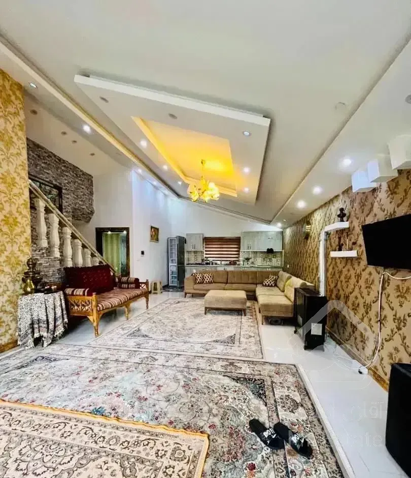 خریدنیم پیلوت سنددار شخصی ساز مبله کامل ۲۵۰ متری