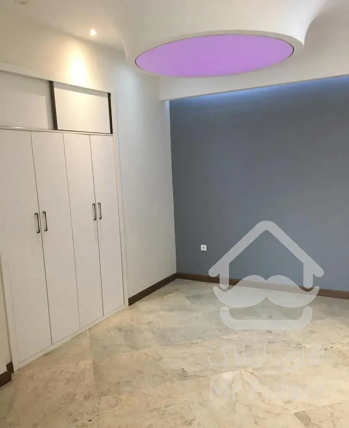 ۱۳۰ متر ۳ خواب نوساز تکواحدی فول امکانات بر میدان