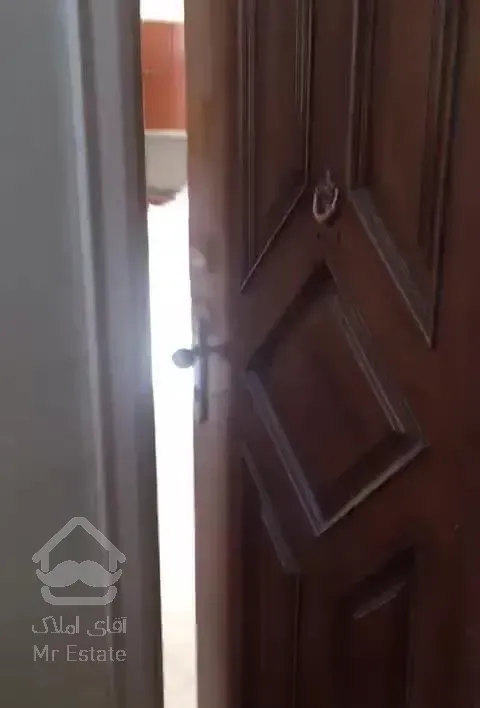 55 متر دوخواب ط4 خوش نقشه نورگیر