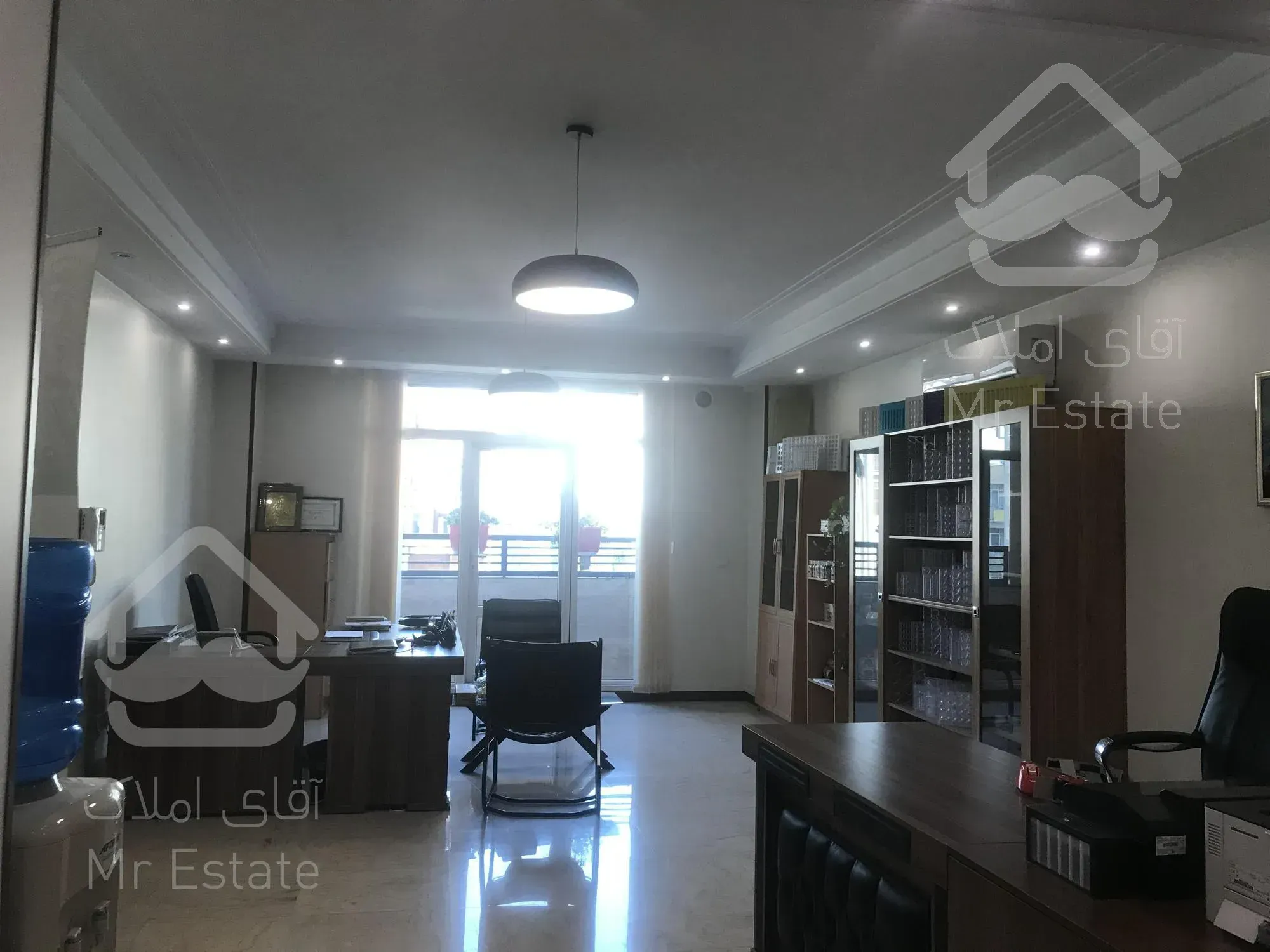 160متر رهن و اجاره رو به خيابان جنت آباد