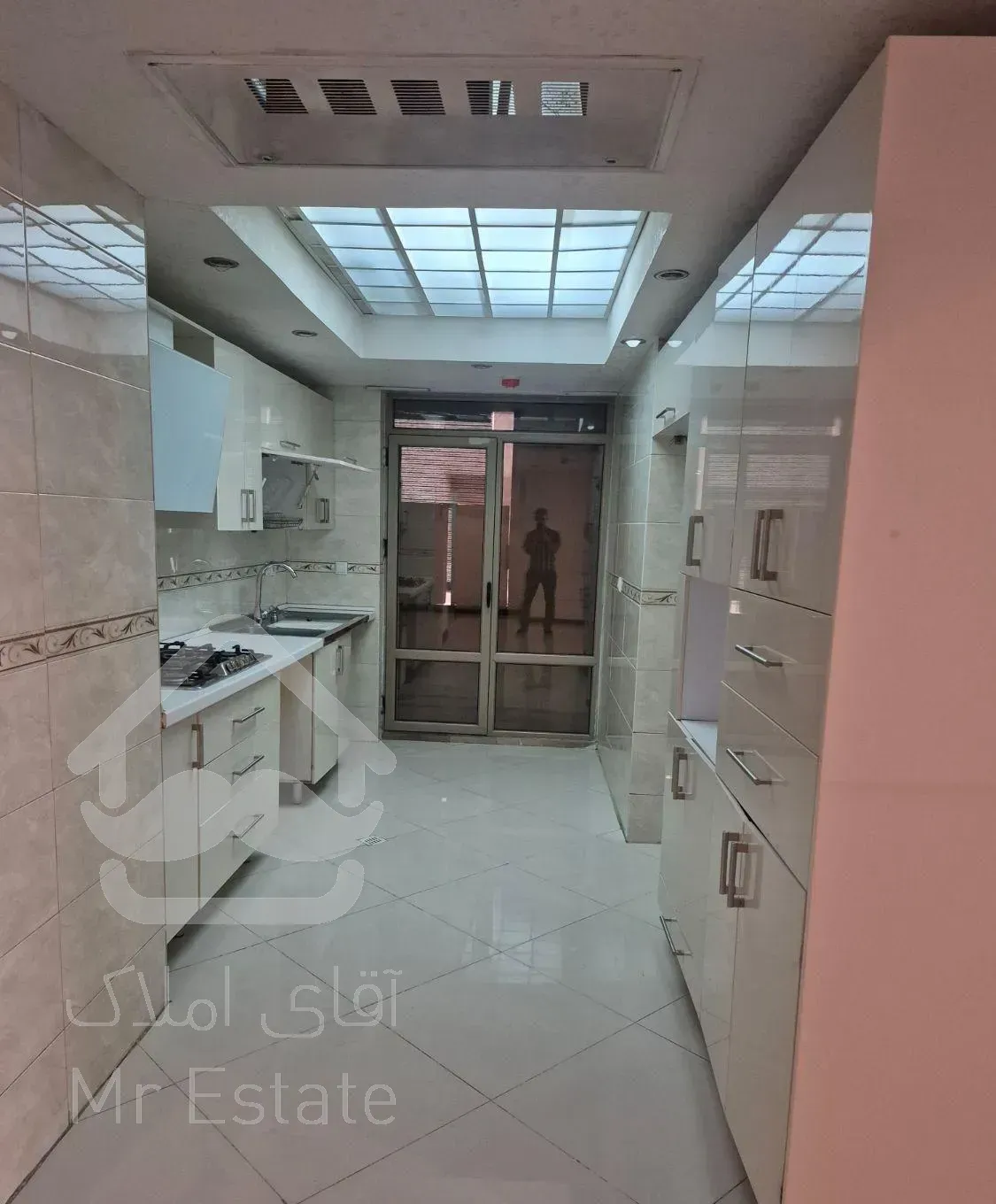 برج روژان مدیران 145متر 3خواب