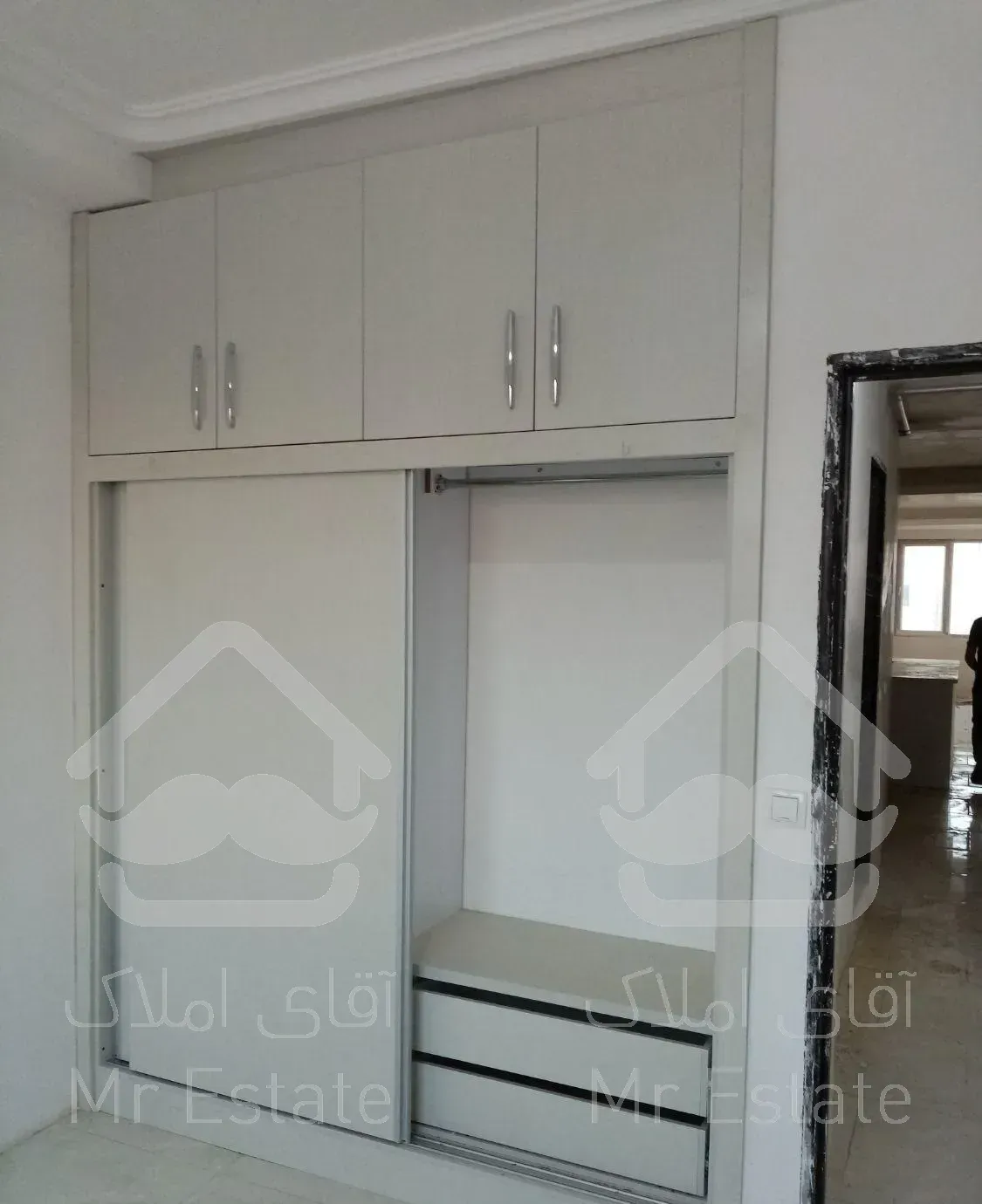 تعمیرات وساخت واجرای کمد کابینت وسرویس خواب کریمی