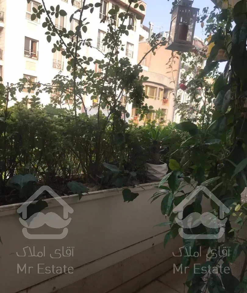 ۱۹۶ متری در قلب دروس  با ۳ طرف نور