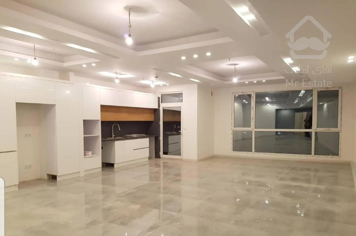 میرزای شیرازی لارستان ۱۴۵متر دو پارکینگ