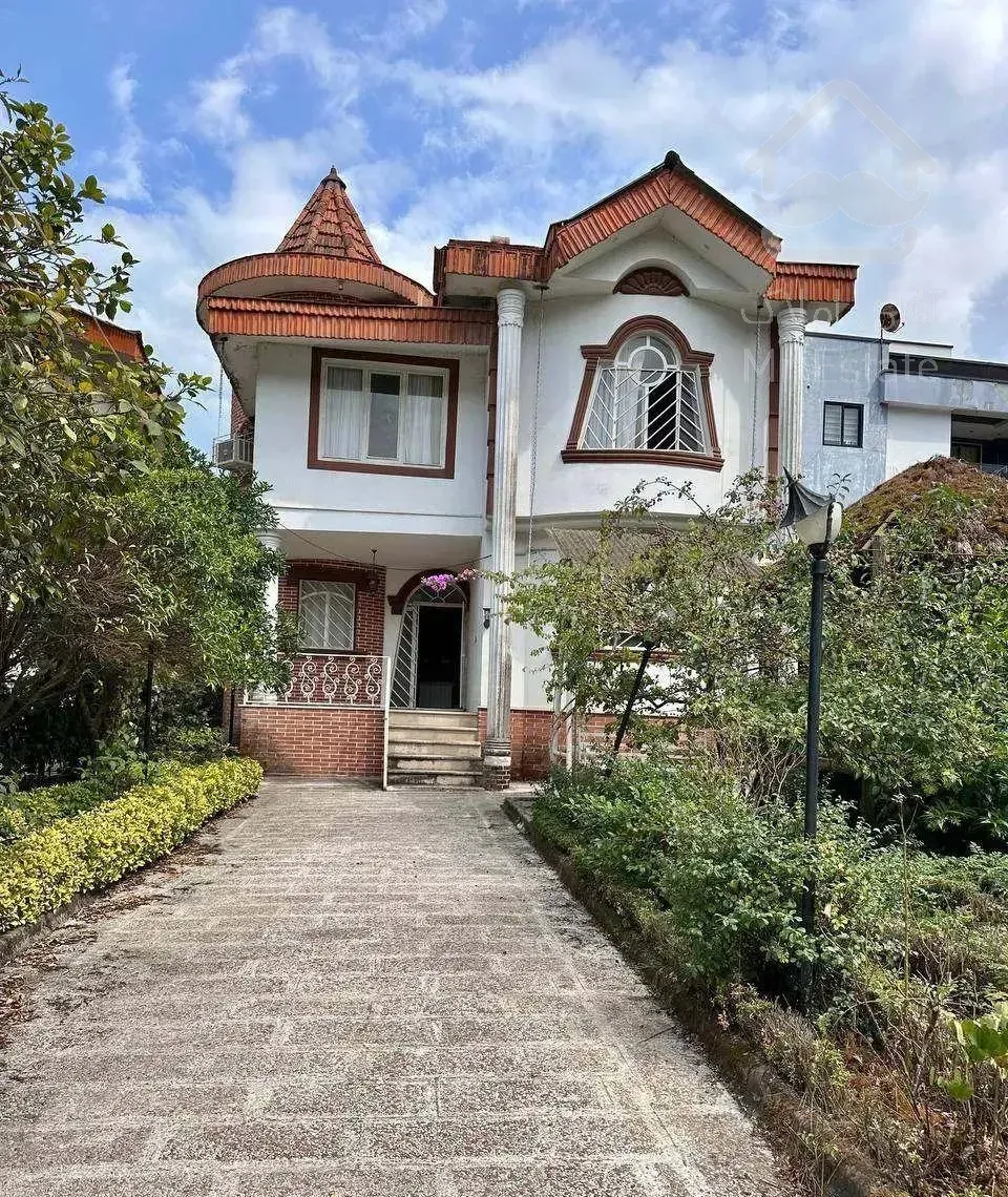 ویلا۳۳۰متر/شهرک برند/ویوعالی/سندششدانگ/چلک