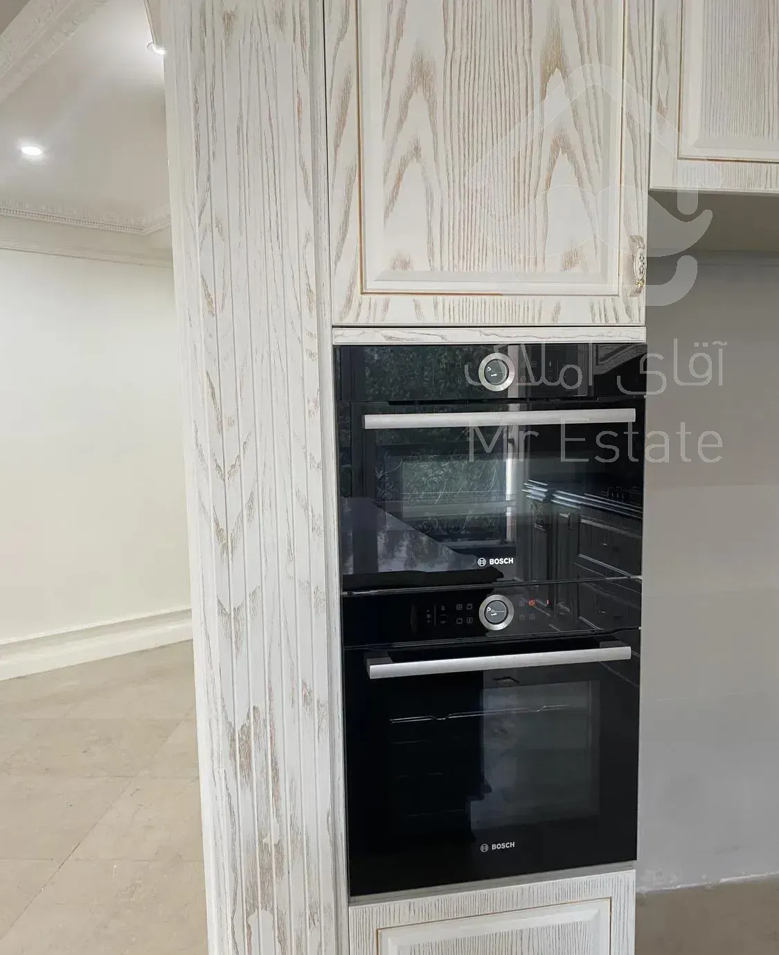 اپارتمان ۱۷۵ متری ۳ خواب  در کامرانیه شمالی