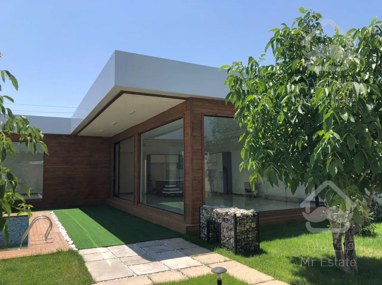 فروش ویلا مدرن ۶۵۰ متری چهارباغ شهرکی