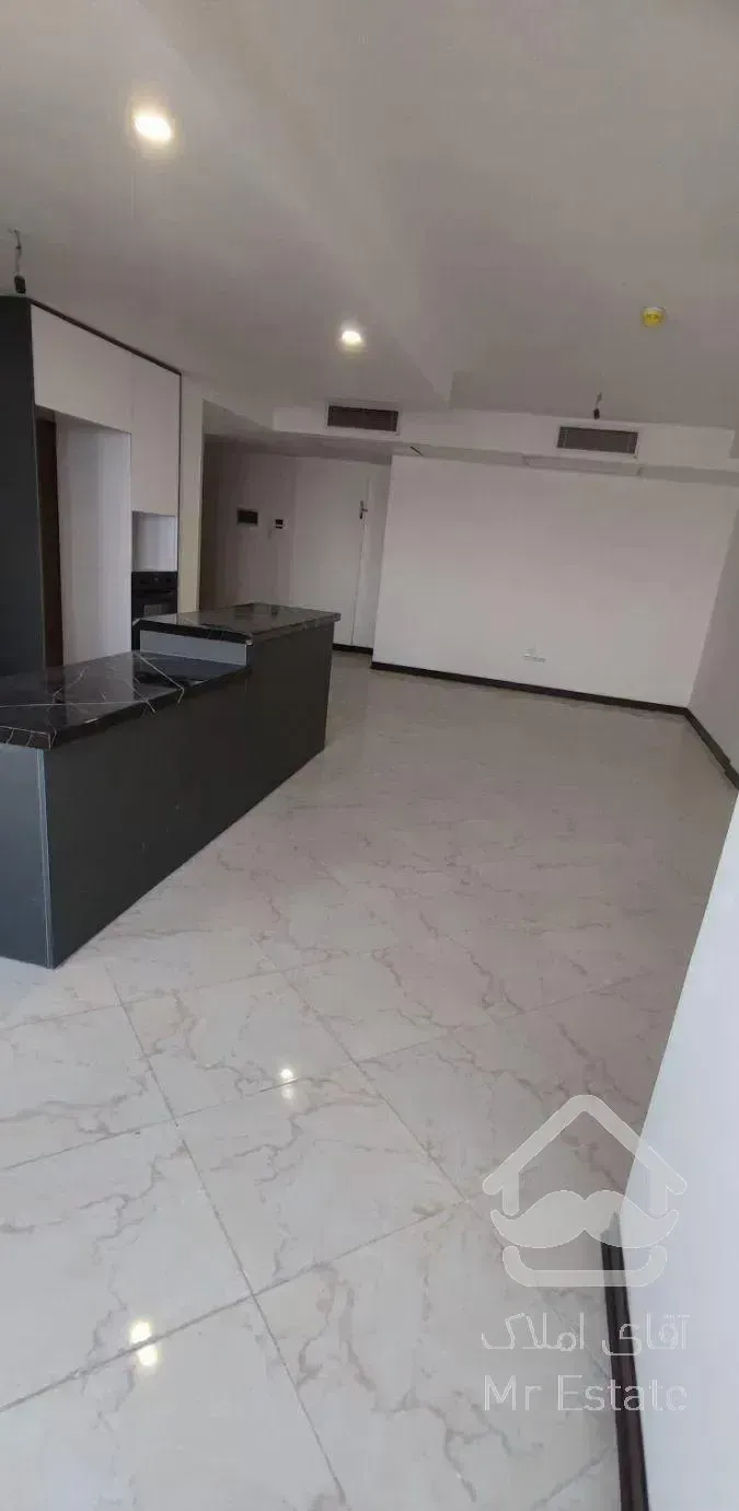 118متر دو خوابه/برج مروارید/18ماه/ویو دار