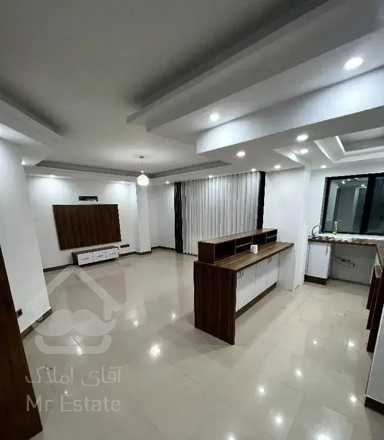 آپارتمان ساحلی ۸۳متری سنددار خیابان معلم