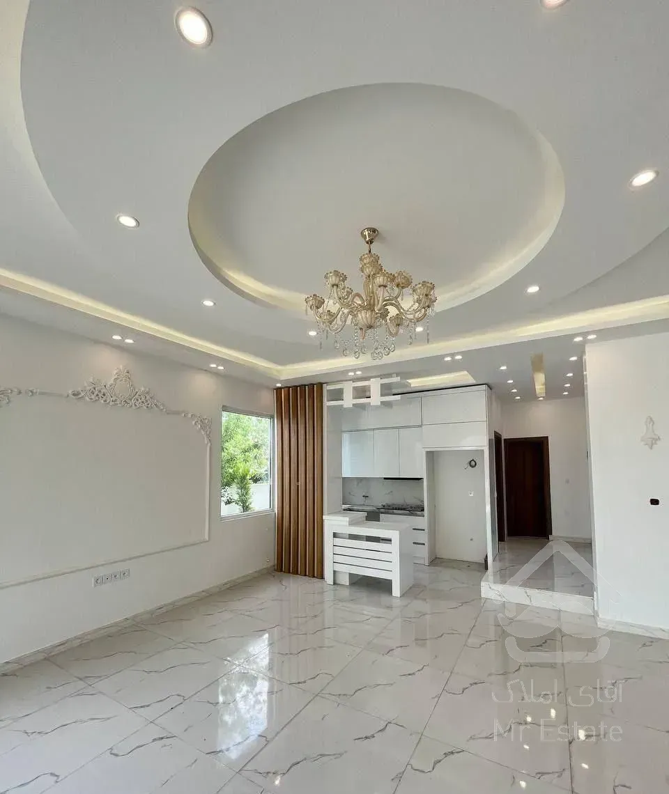 کاخ ویلا شهرک کاج/۶۵۰متری/پشت پارک جنگلی نور